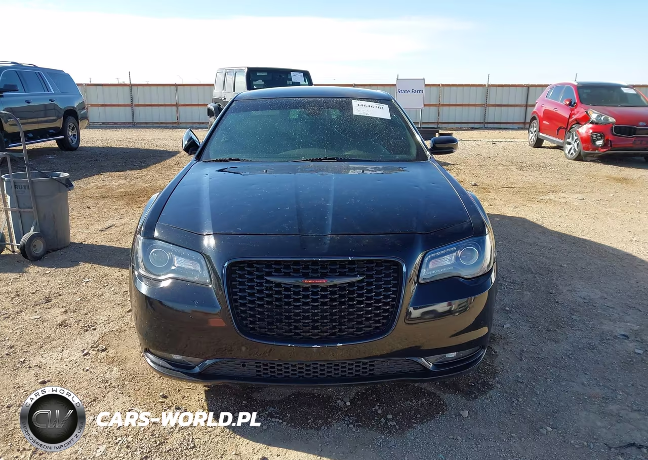 2021 Chrysler 300 300S VIN:2C3CCABG4MH545340 - 12