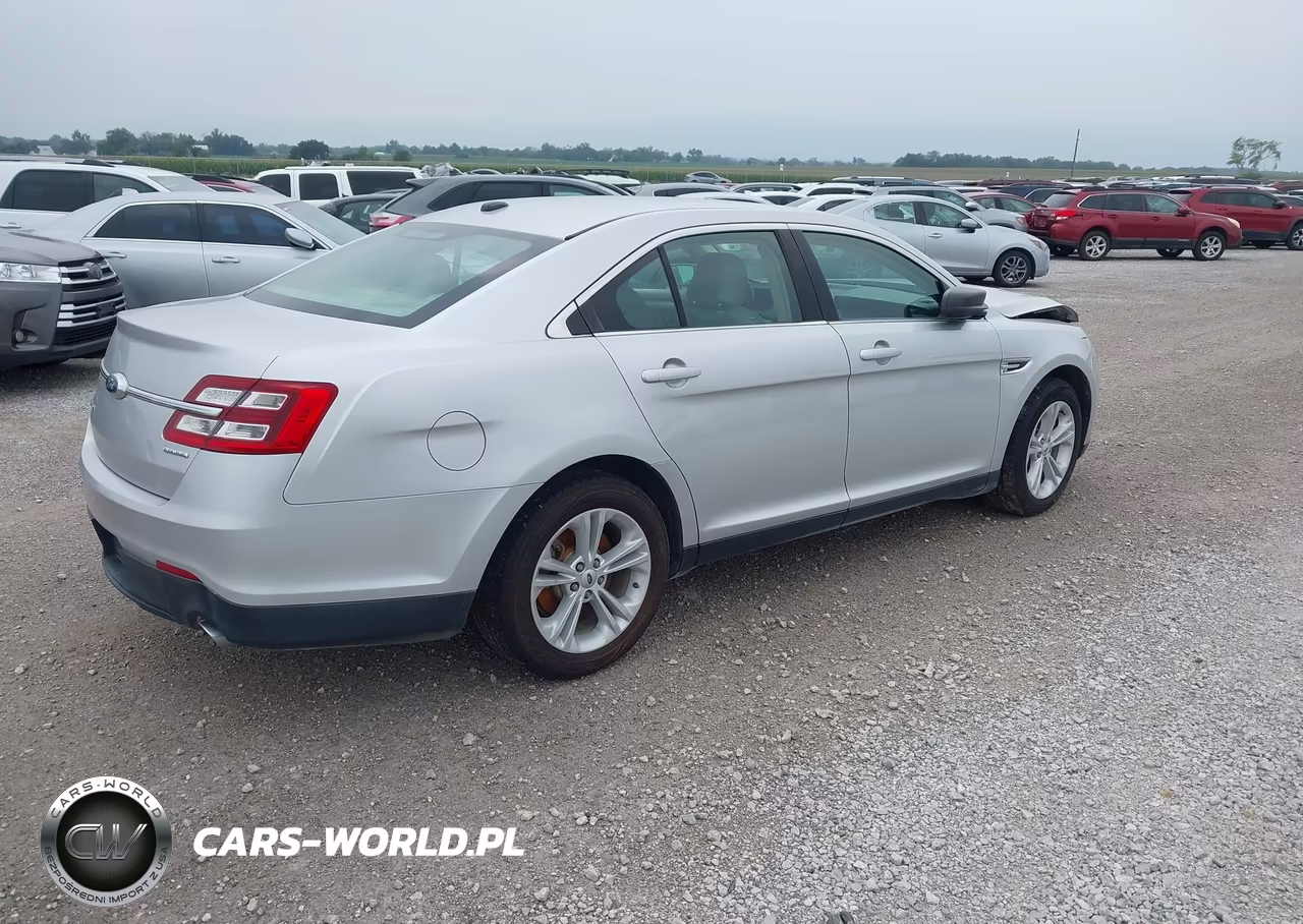 2015 Ford Taurus Se VIN:1FAHP2D82FG159876 - 4