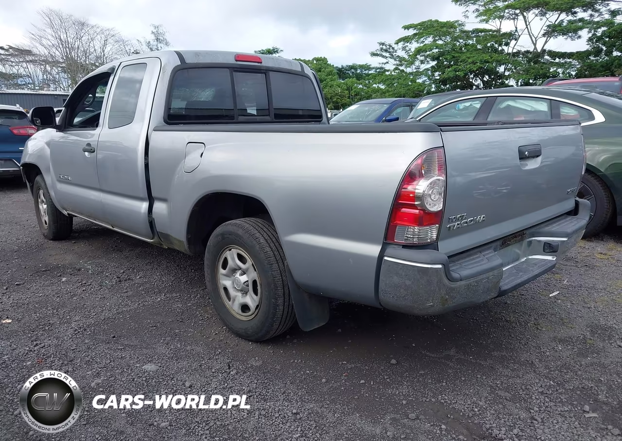 2014 Toyota Tacoma VIN:5TFTX4CN4EX040927 - 3