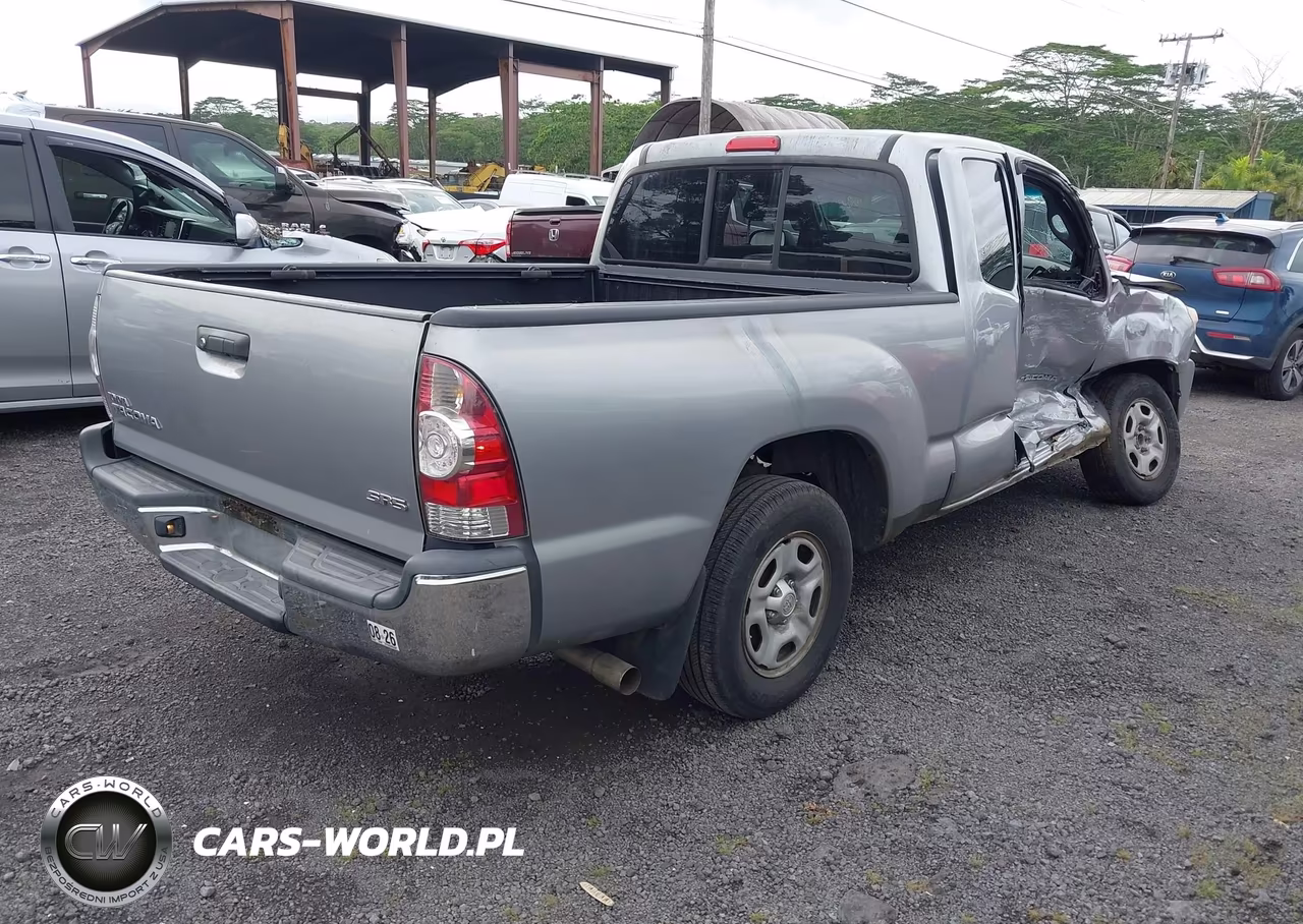 2014 Toyota Tacoma VIN:5TFTX4CN4EX040927 - 4
