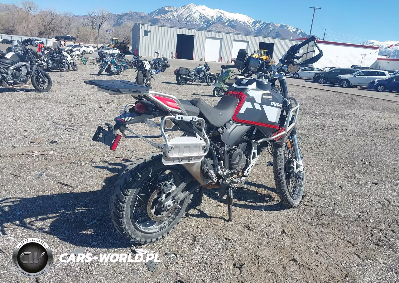 2023 Ducati Desert X VIN:ZDMXANDT4PB006108 - 4