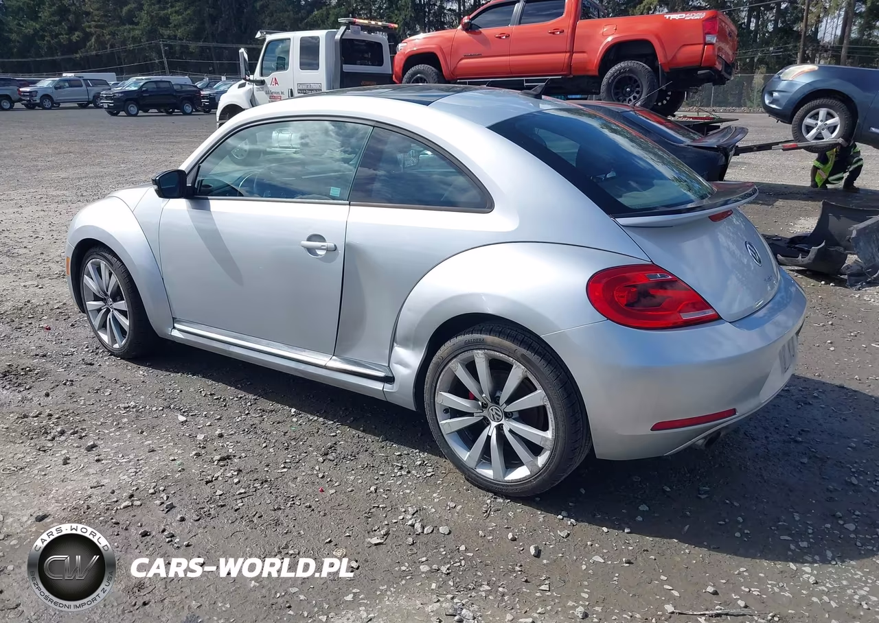 2013 Volkswagen Beetle 2.0T Turbo VIN:3VWVA7ATXDM611884 - 3