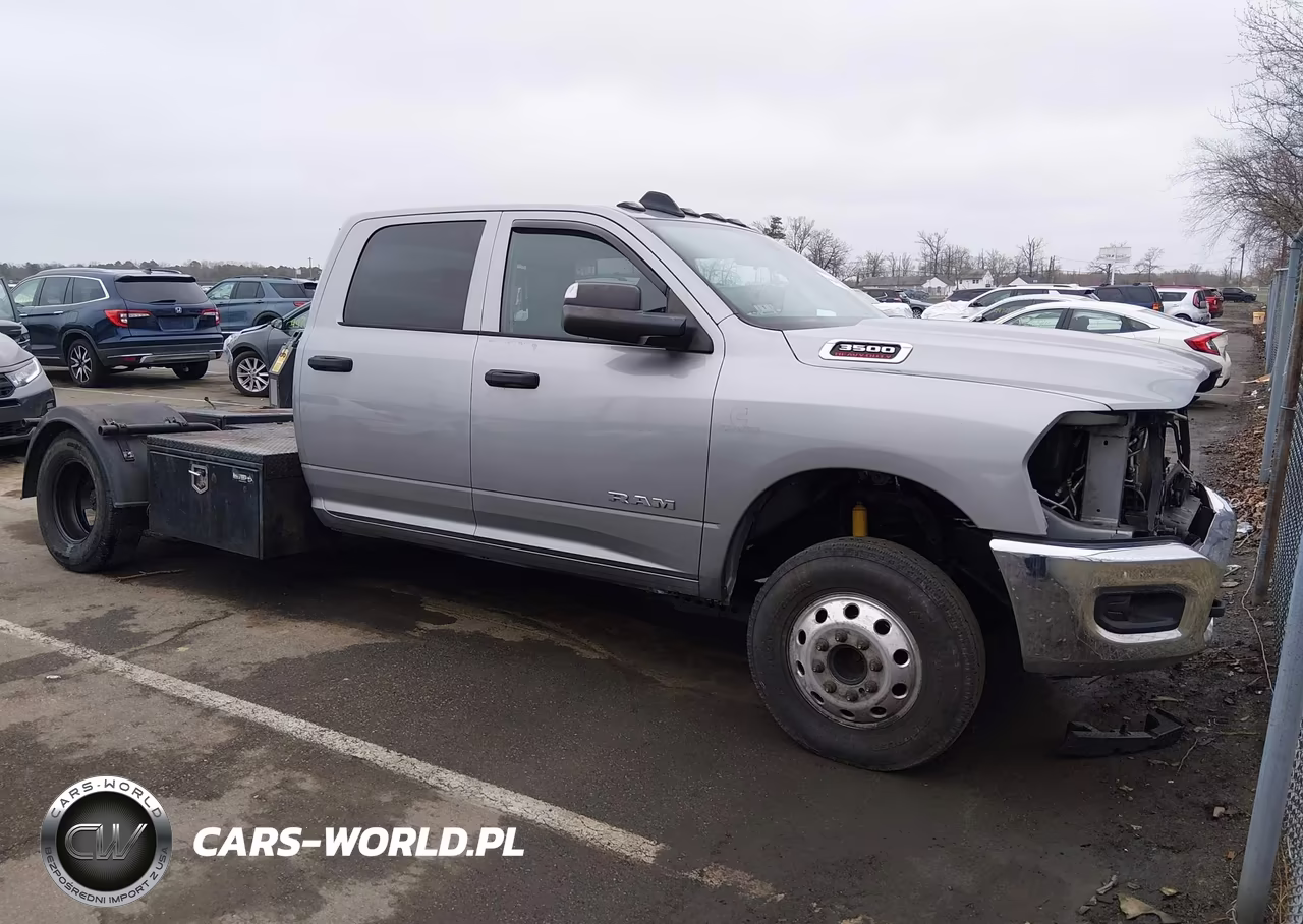 2020 Ram 3500 Chassis Tradesman-Slt-Laramie-Limited – zdjęcie 1 z 24