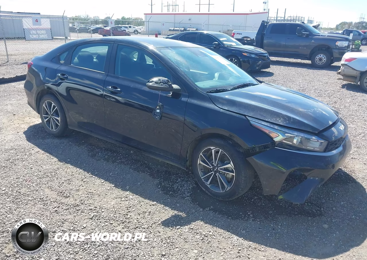 2024 Kia Forte Lxs VIN:3KPF24ADXRE797083 - 1