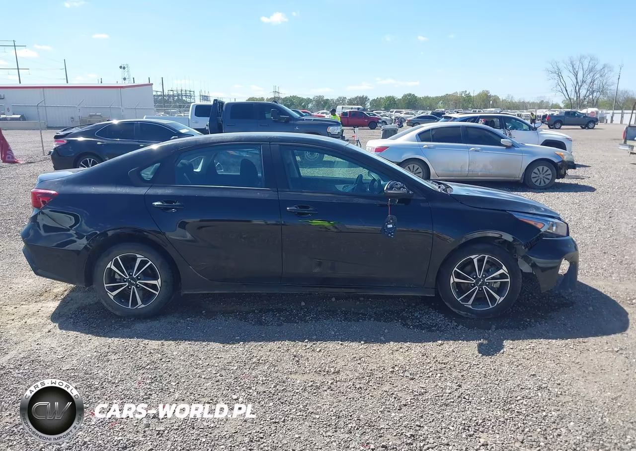 2024 Kia Forte Lxs VIN:3KPF24ADXRE797083 - 14