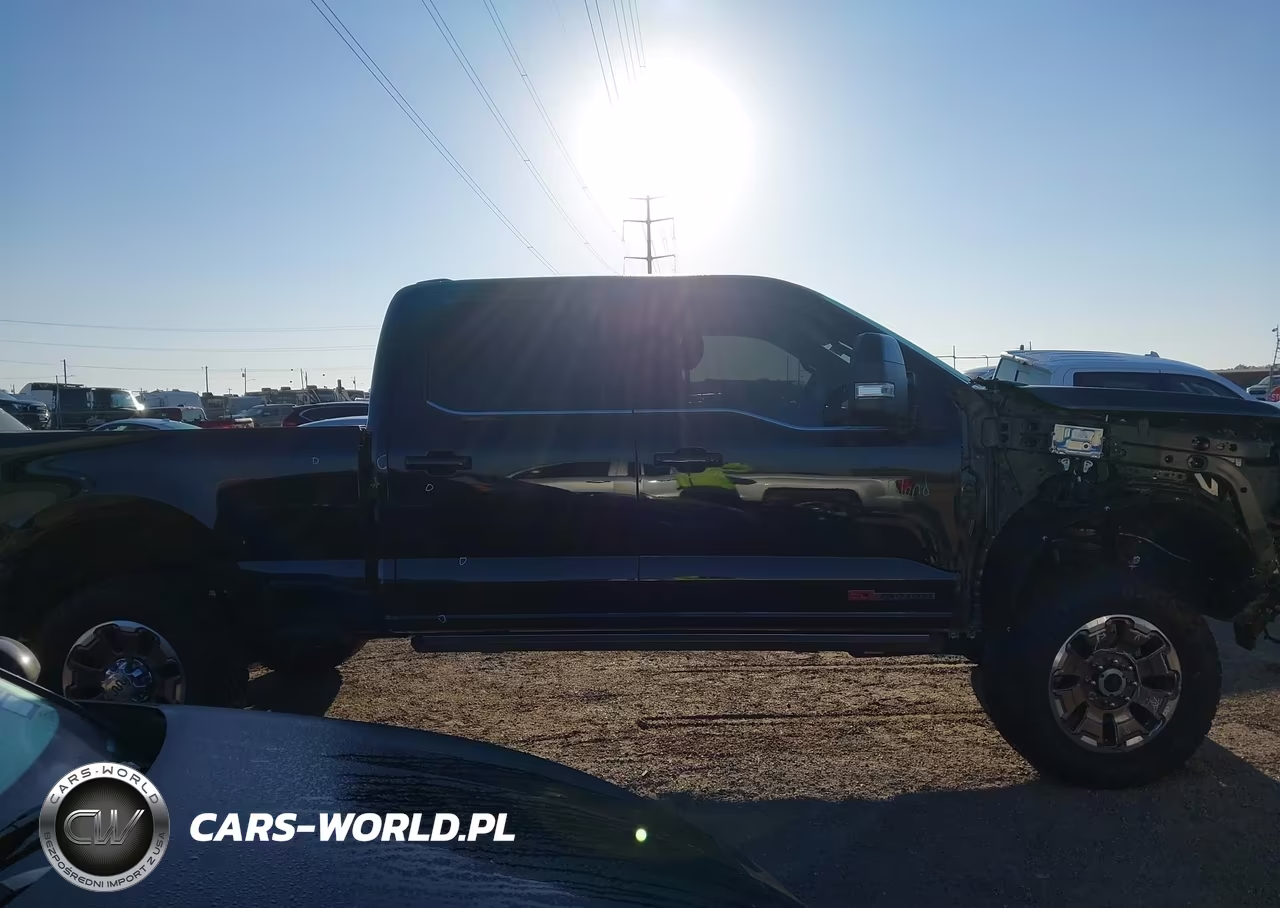 2025 Ford F-250 King Ranch VIN:1FT8W2BM1SED66388 - 14