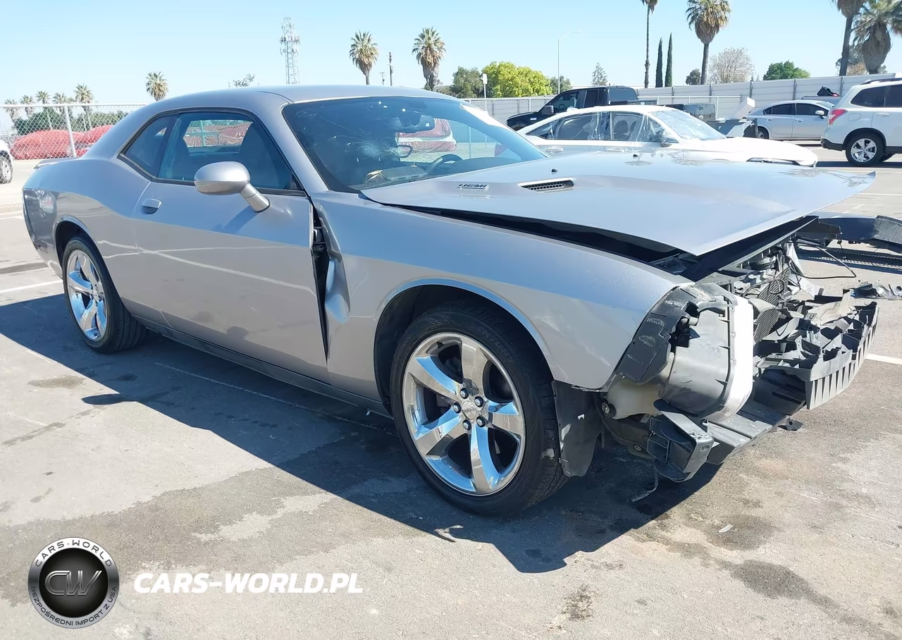 2013 Dodge Challenger R-T Plus
