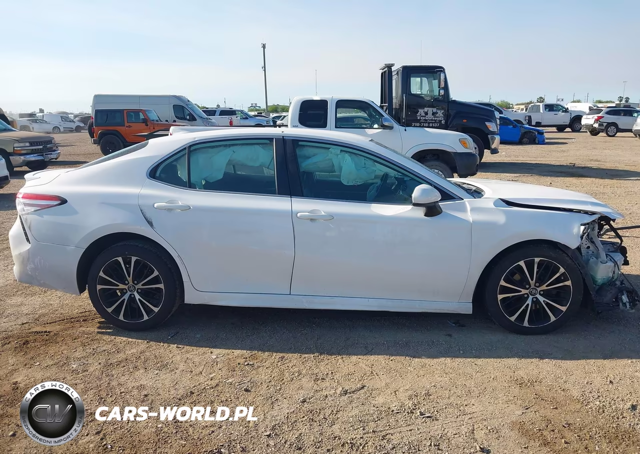 2019 Toyota Camry Se VIN:4T1B11HKXKU238785 - 14