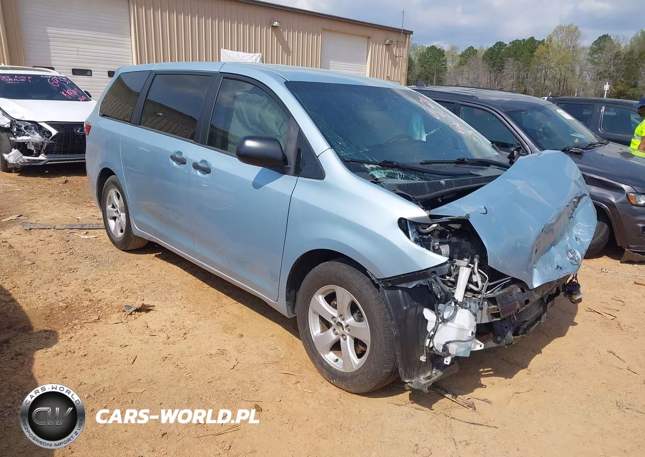 2015 Toyota Sienna L 7 Passenger