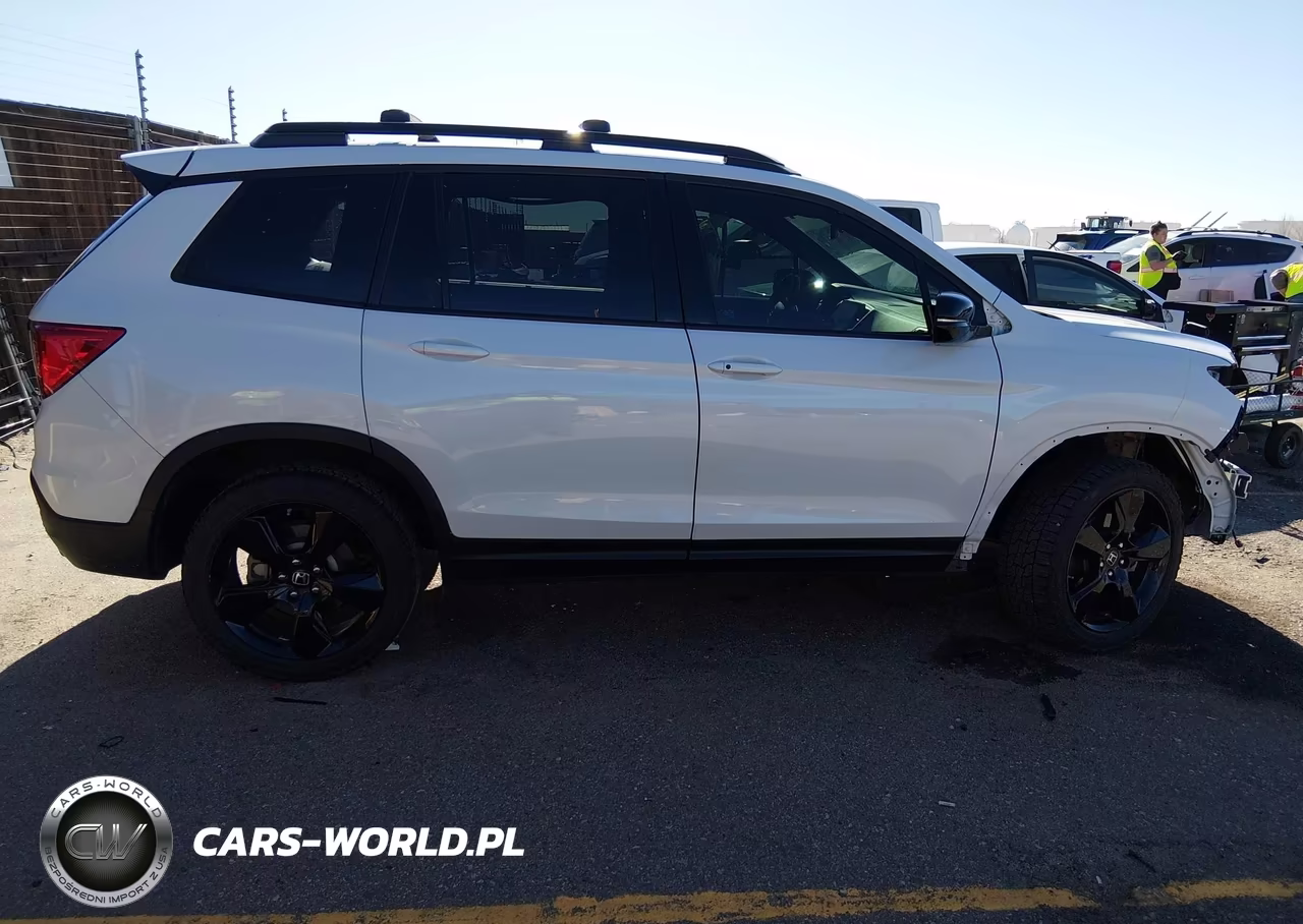2019 Honda Passport Elite VIN:5FNYF8H02KB028066 - 14