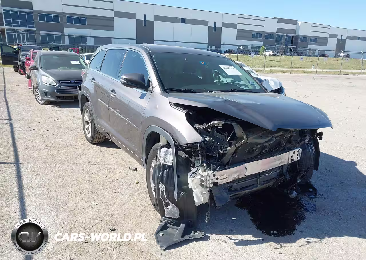 2014 Toyota Highlander Le Plus V6