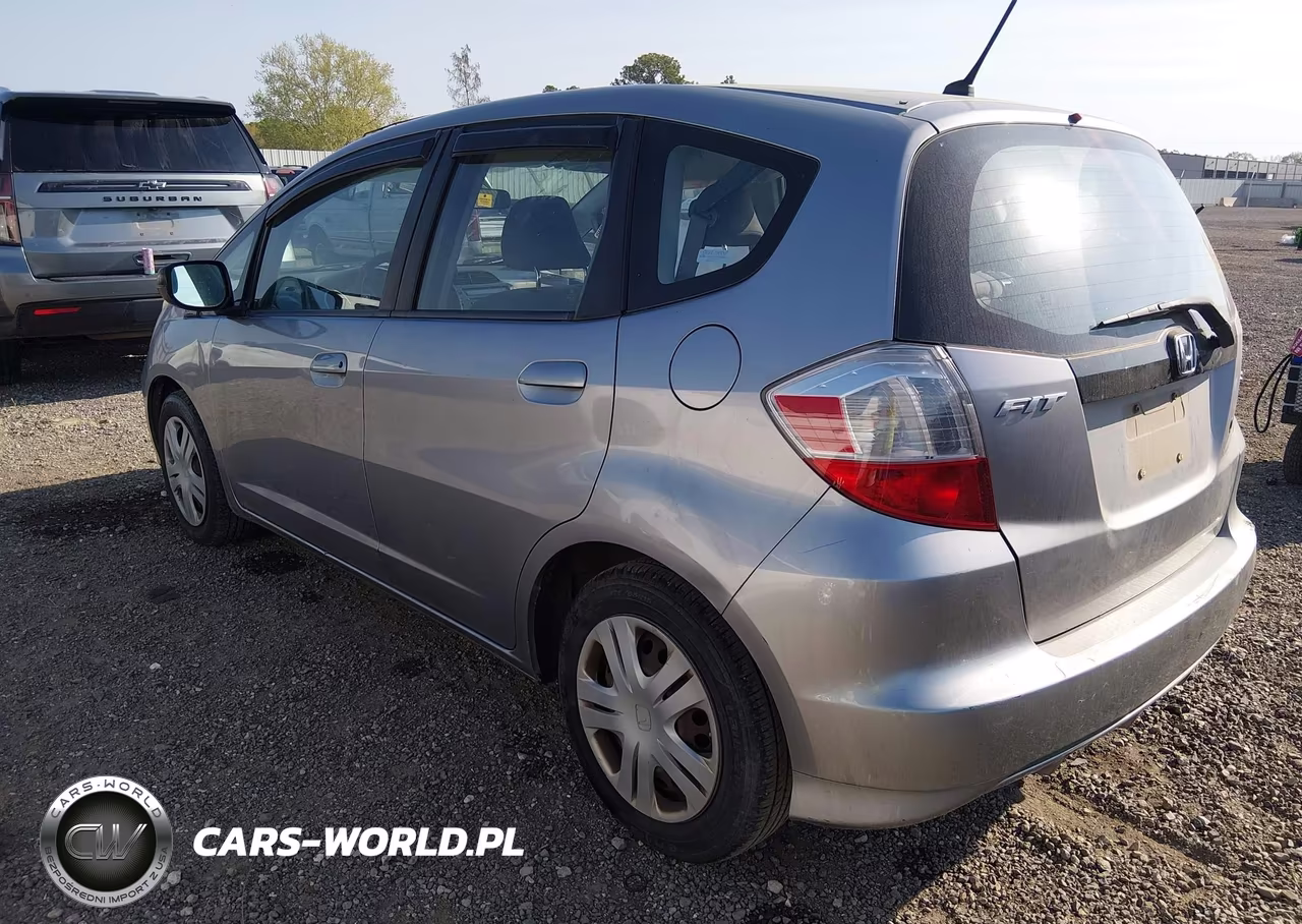 2009 Honda Fit VIN:JHMGE88289S069832 - 3