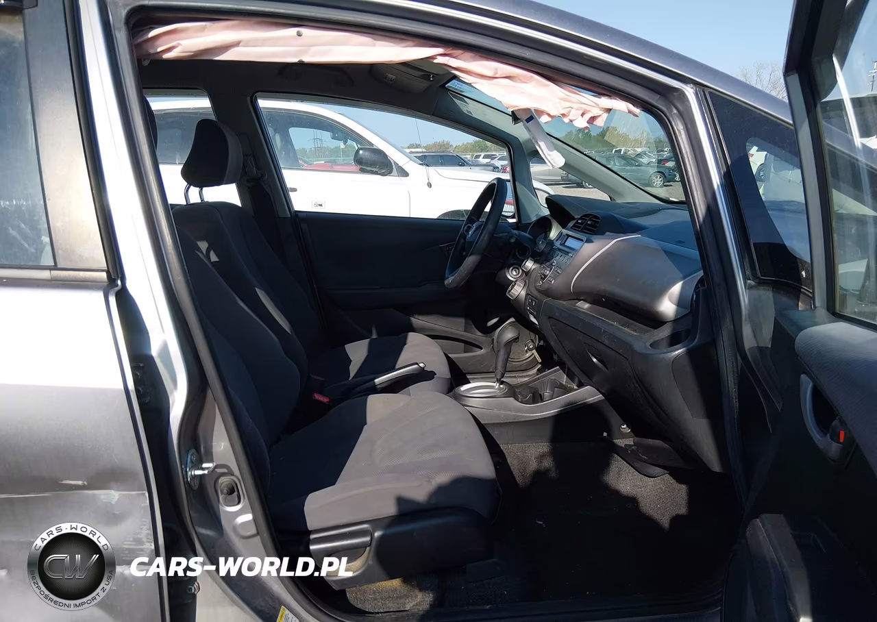 2009 Honda Fit VIN:JHMGE88289S069832 - 5
