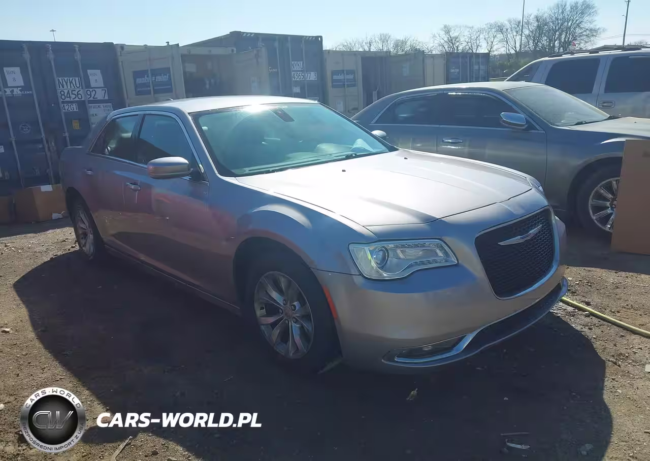 2015 Chrysler 300 Limited