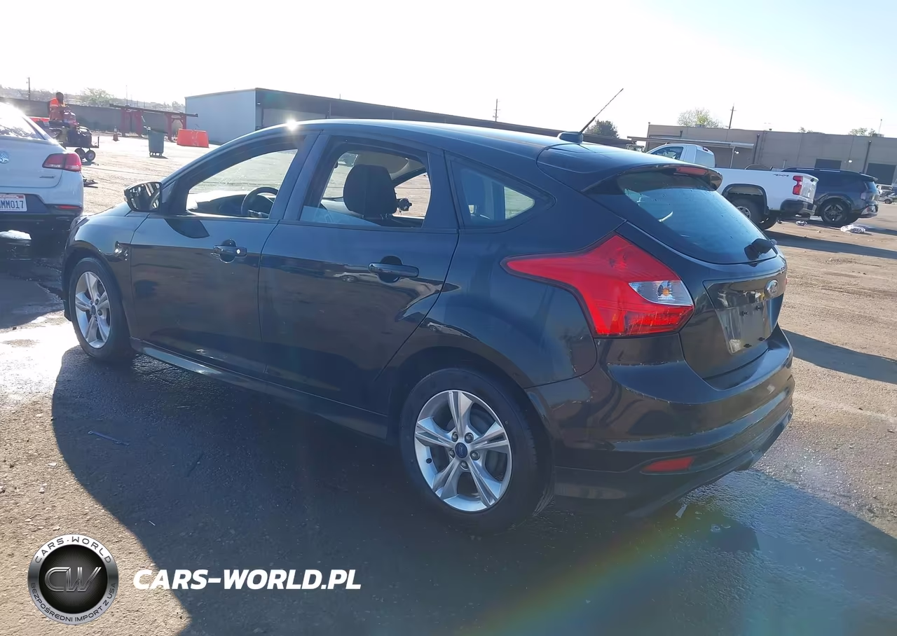 2013 Ford Focus Se VIN:1FADP3K2XDL348850 - 3