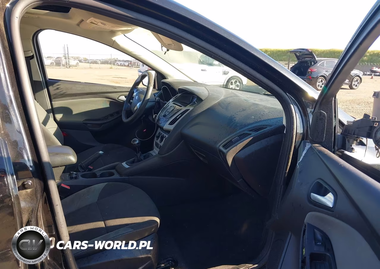 2013 Ford Focus Se VIN:1FADP3K2XDL348850 - 5