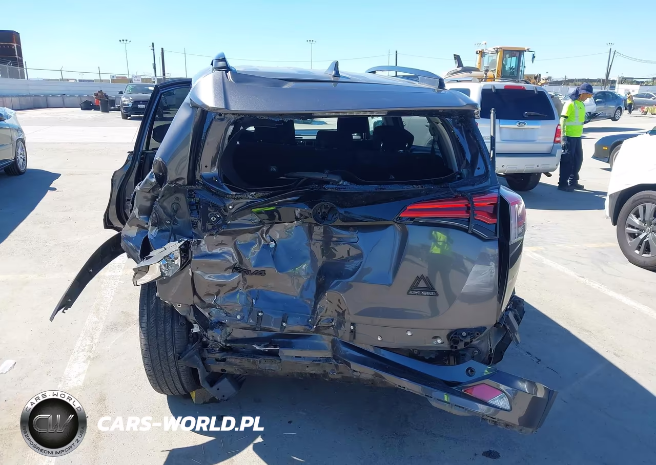2018 Toyota Rav4 Adventure VIN:2T3RFREV1JW696654 - 16