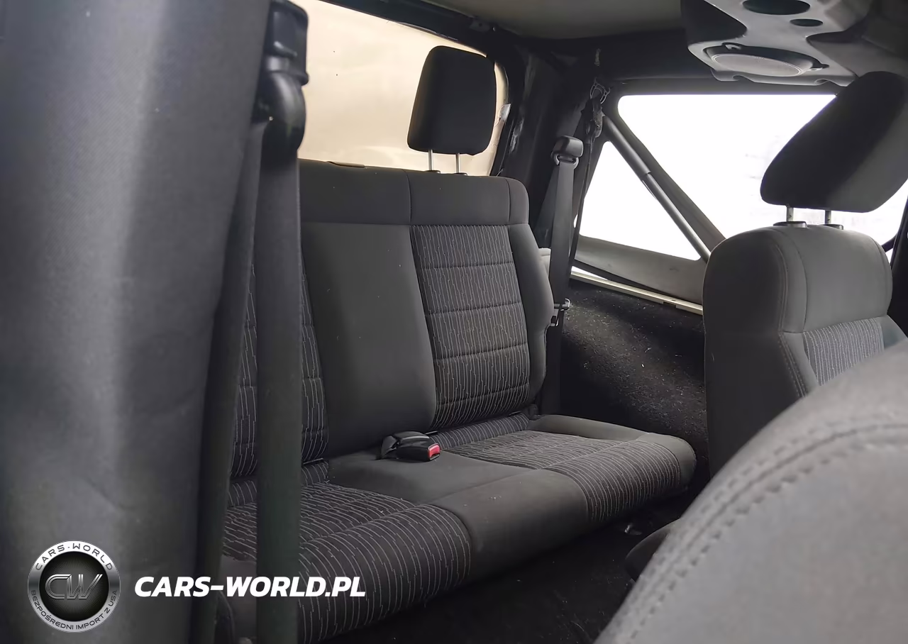 2011 Jeep Wrangler Sport VIN:1J4AA2D12BL514041 - 8