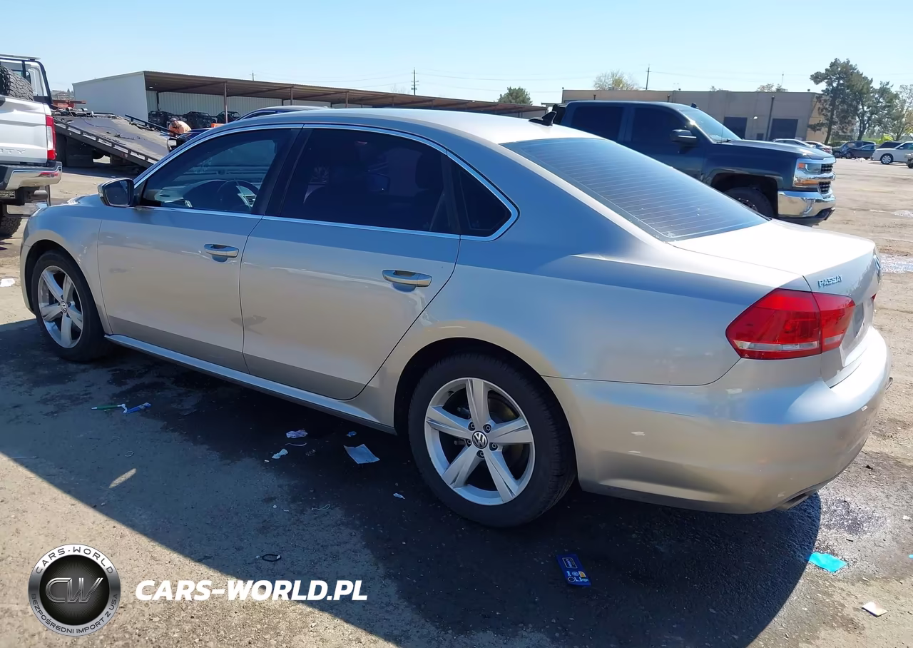 2012 Volkswagen Passat 2.5L Se VIN:1VWBP7A33CC076978 - 3