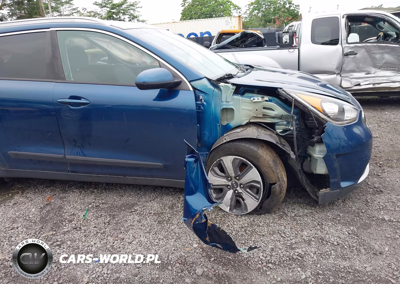 2017 Kia Niro Lx VIN:KNDCB3LC1H5045980 - 13