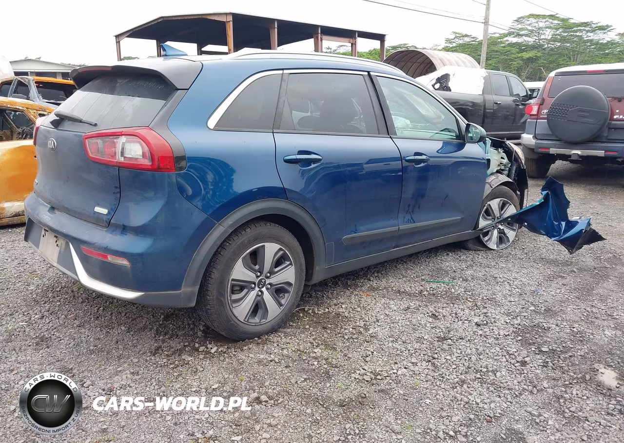2017 Kia Niro Lx VIN:KNDCB3LC1H5045980 - 4
