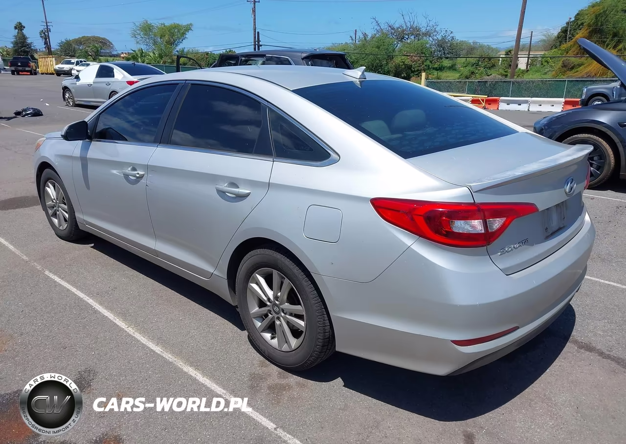 2017 Hyundai Sonata VIN:5NPE24AF0HH465709 - 3