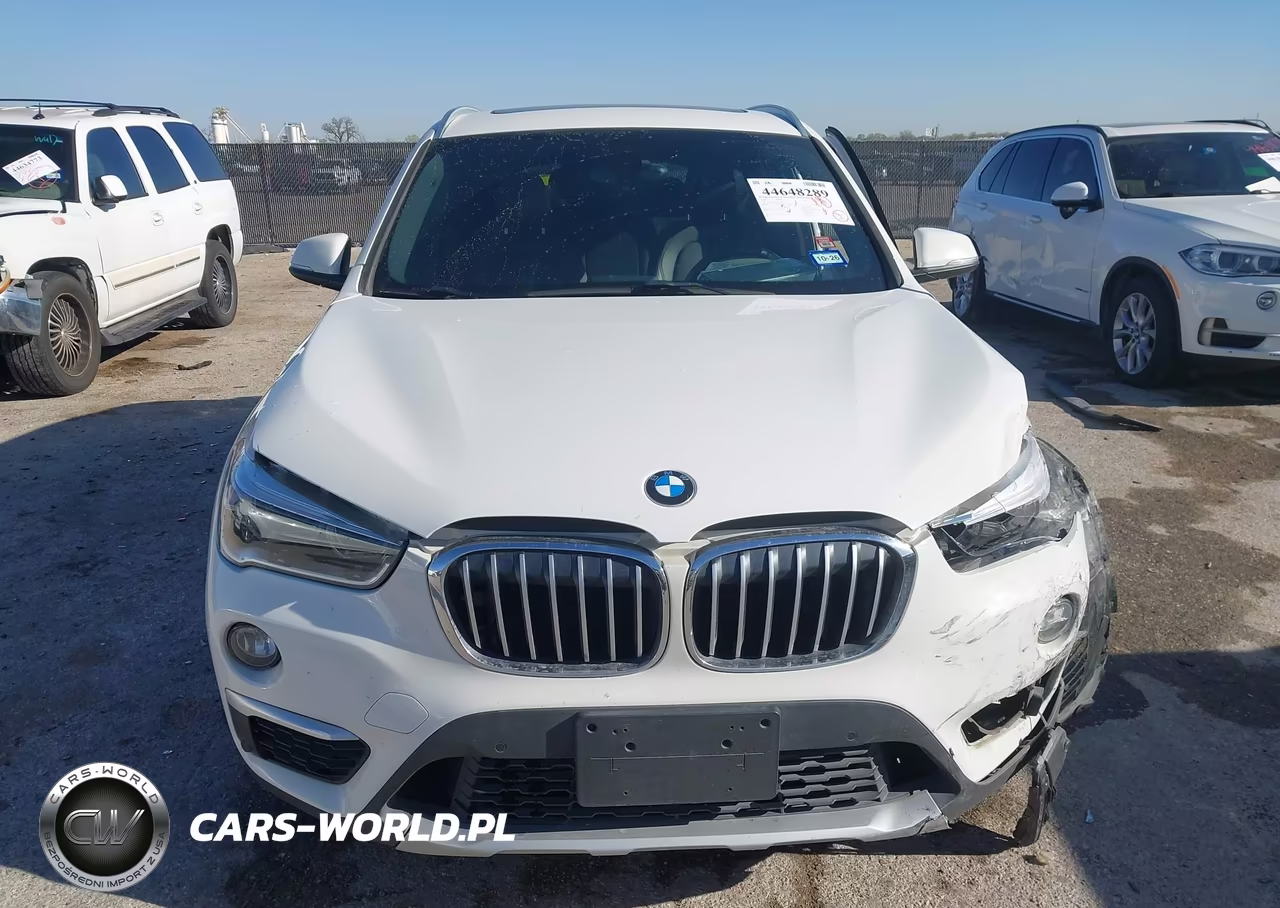 2018 BMW X1 xDrive28I VIN:WBXHT3C30J5F92172 - 11