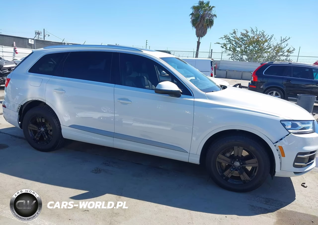 2018 Audi Q7 2.0T Premium VIN:WA1AHAF75JD006534 - 14