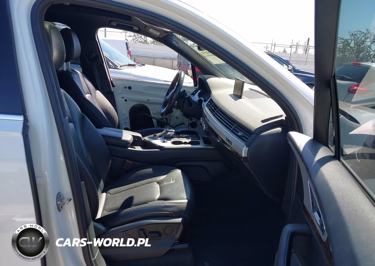 2018 Audi Q7 2.0T Premium VIN:WA1AHAF75JD006534 - 5