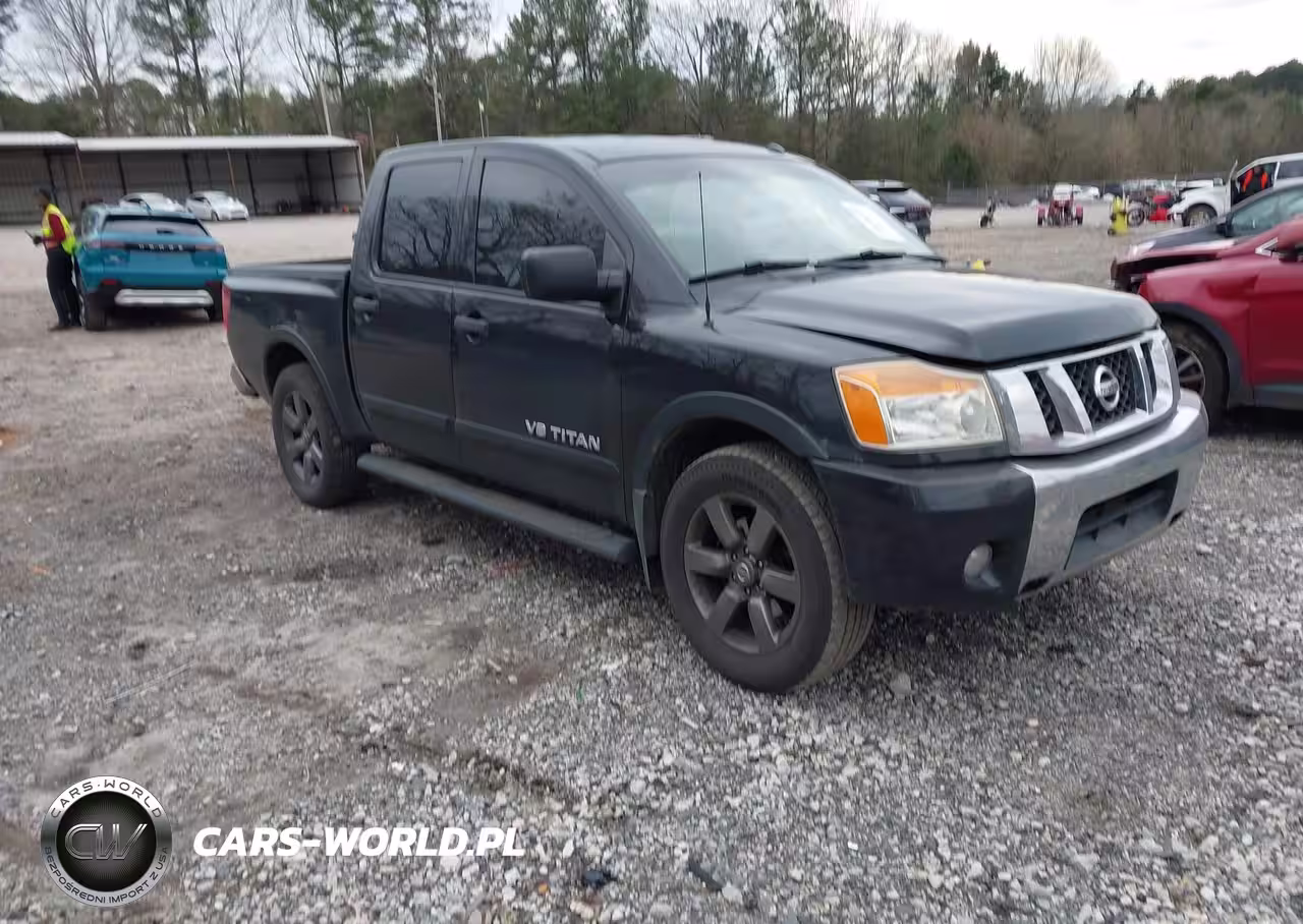 2015 Nissan Titan Sv