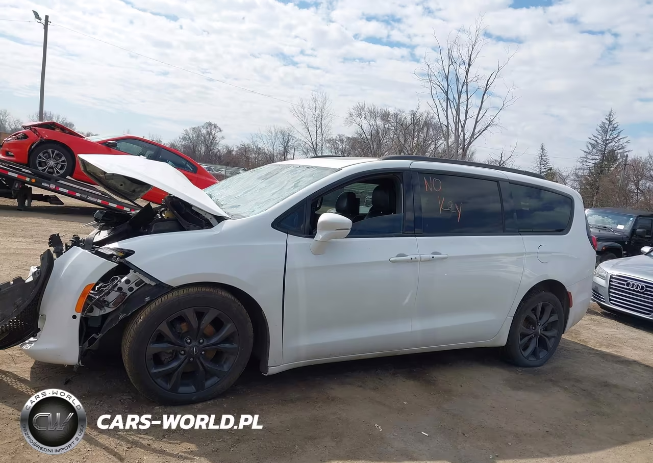 2018 Chrysler Pacifica Limited VIN:2C4RC1GG0JR289234 - 14