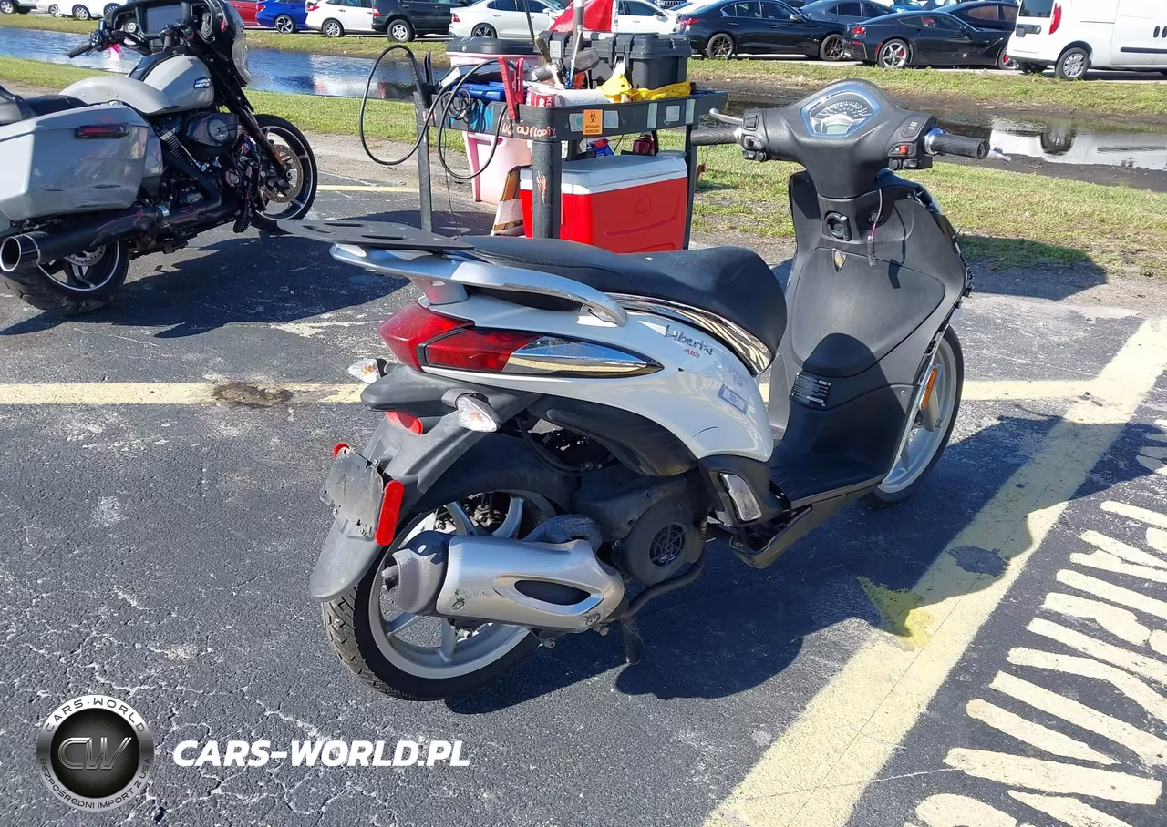 2020 Piaggio Liberty VIN:ZAPM898G8L7001844 - 4
