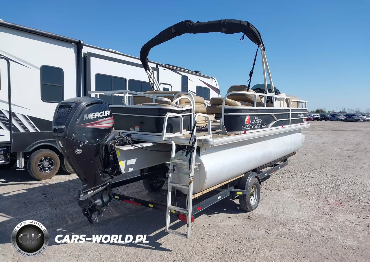 2016 Suntracker Pontoon VIN:BUJ10738I516 - 4