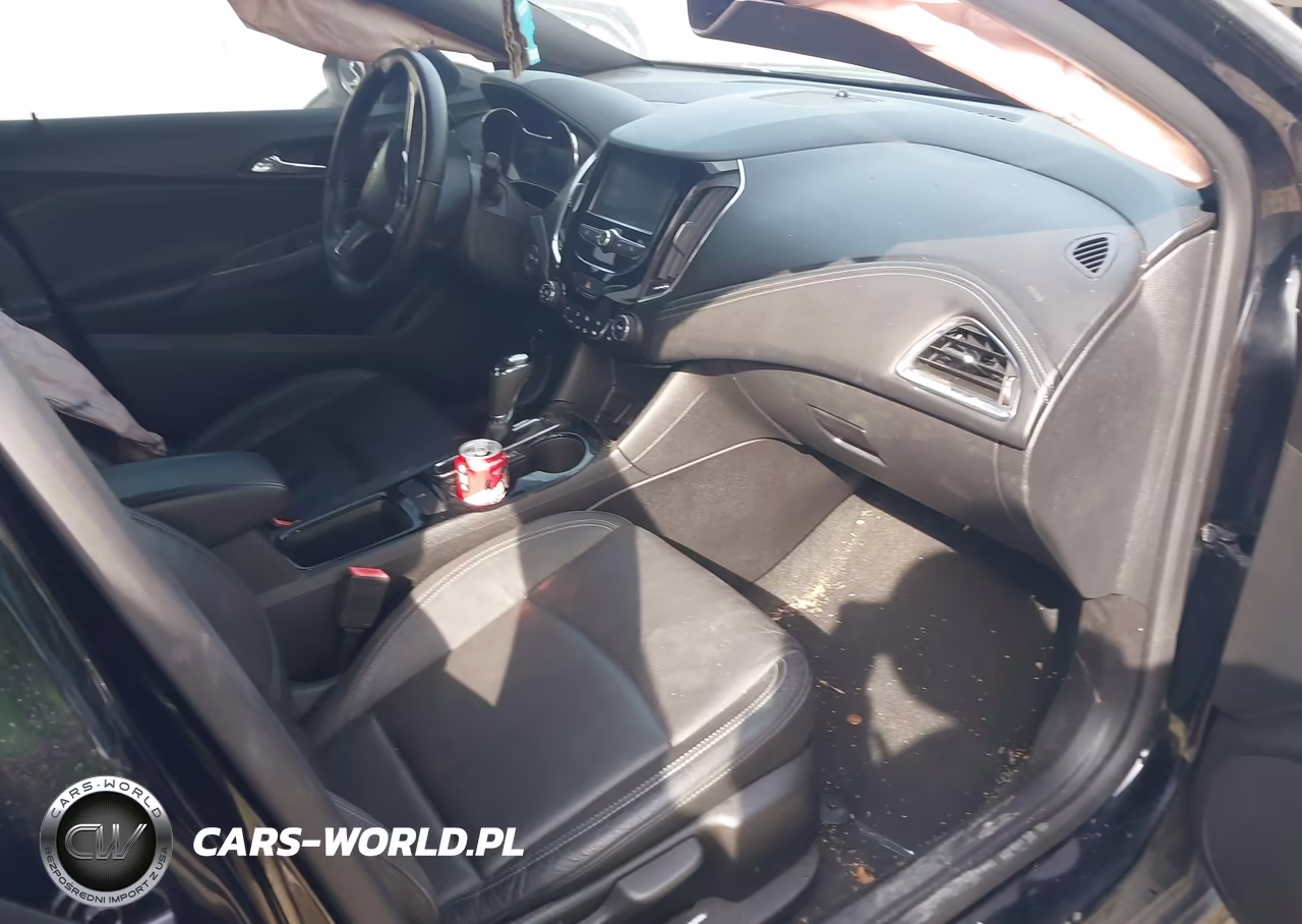 2017 Chevrolet Cruze Premier Auto VIN:3G1BF6SM7HS535091 - 5