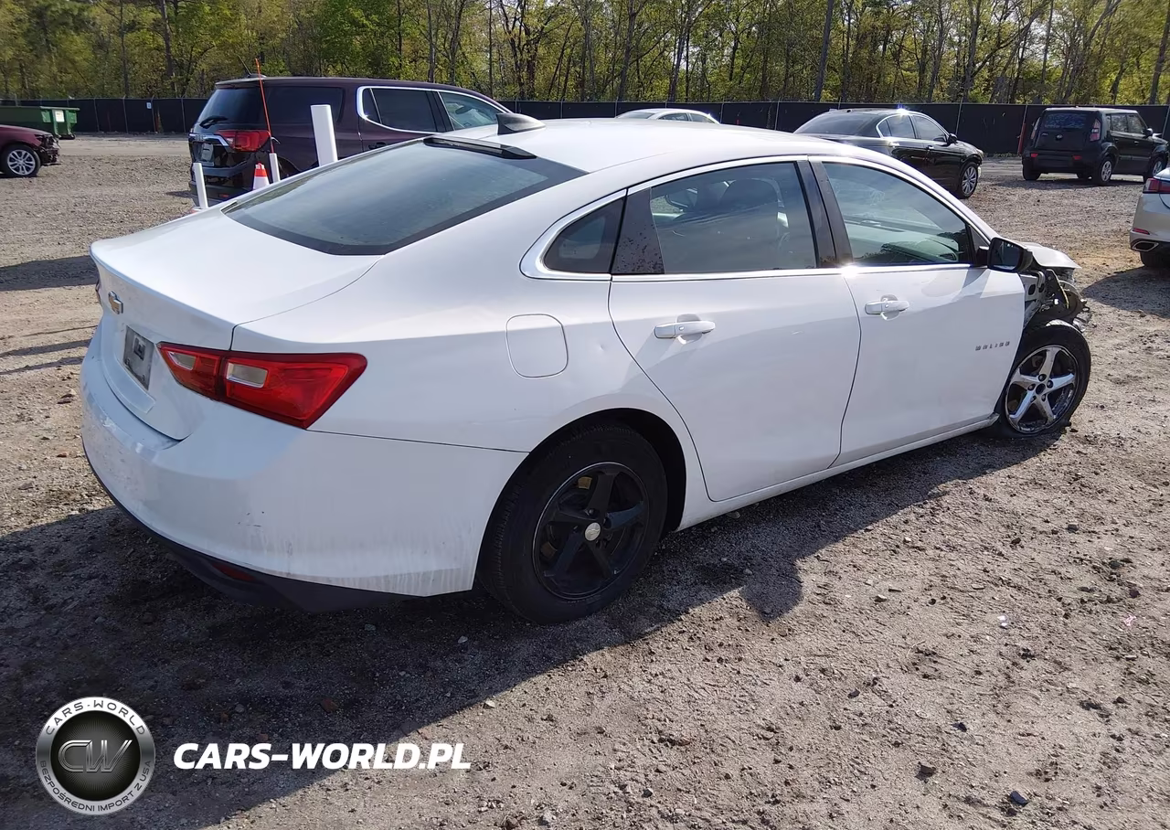 2017 Chevrolet Malibu Ls VIN:1G1ZB5ST7HF213292 - 4