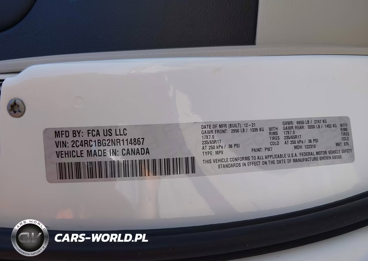 2022 Chrysler Pacifica Touring L VIN:2C4RC1BG2NR114867 - 9