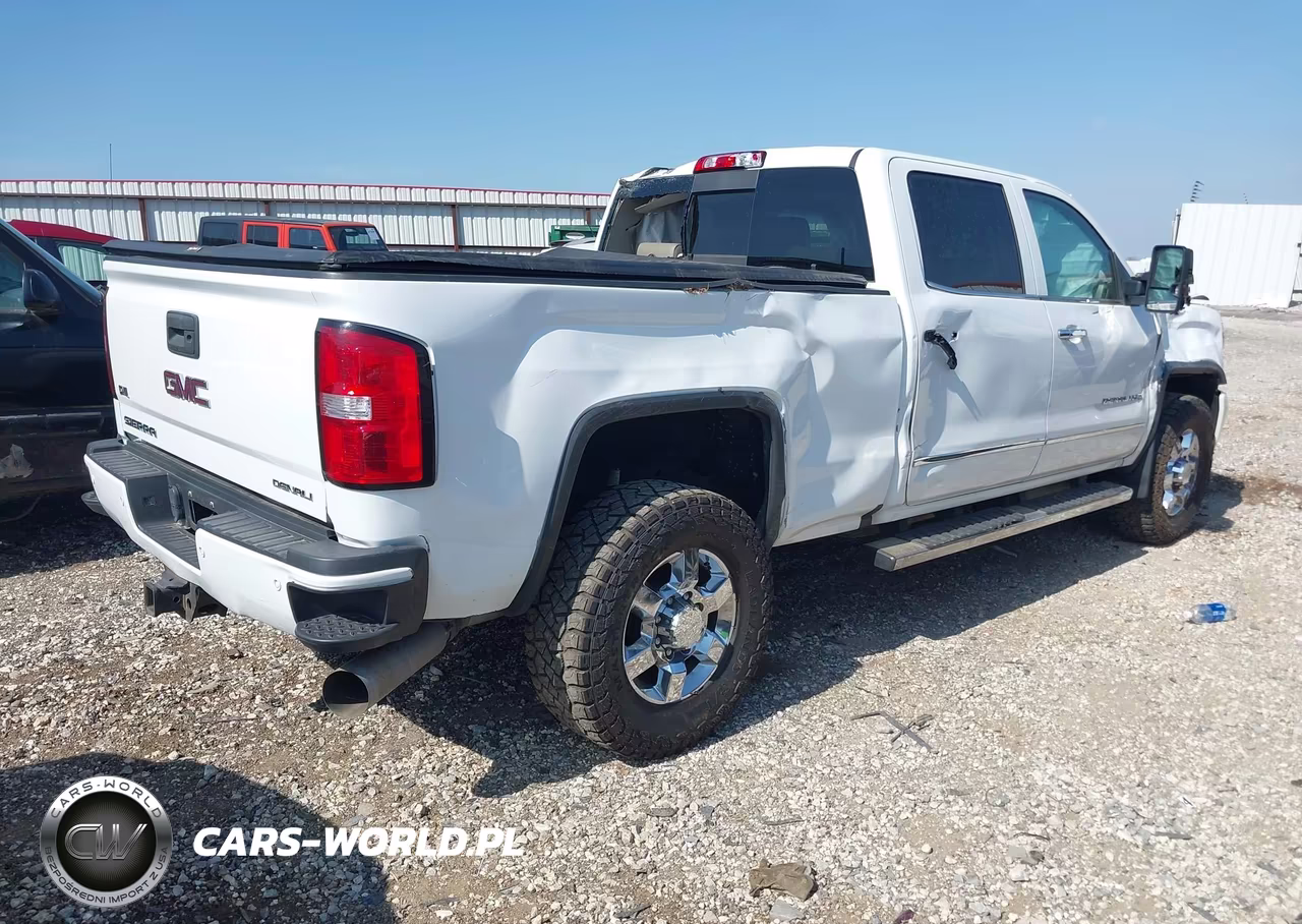 2016 GMC Sierra 3500Hd Denali VIN:1GT42YE8XGF163349 - 4
