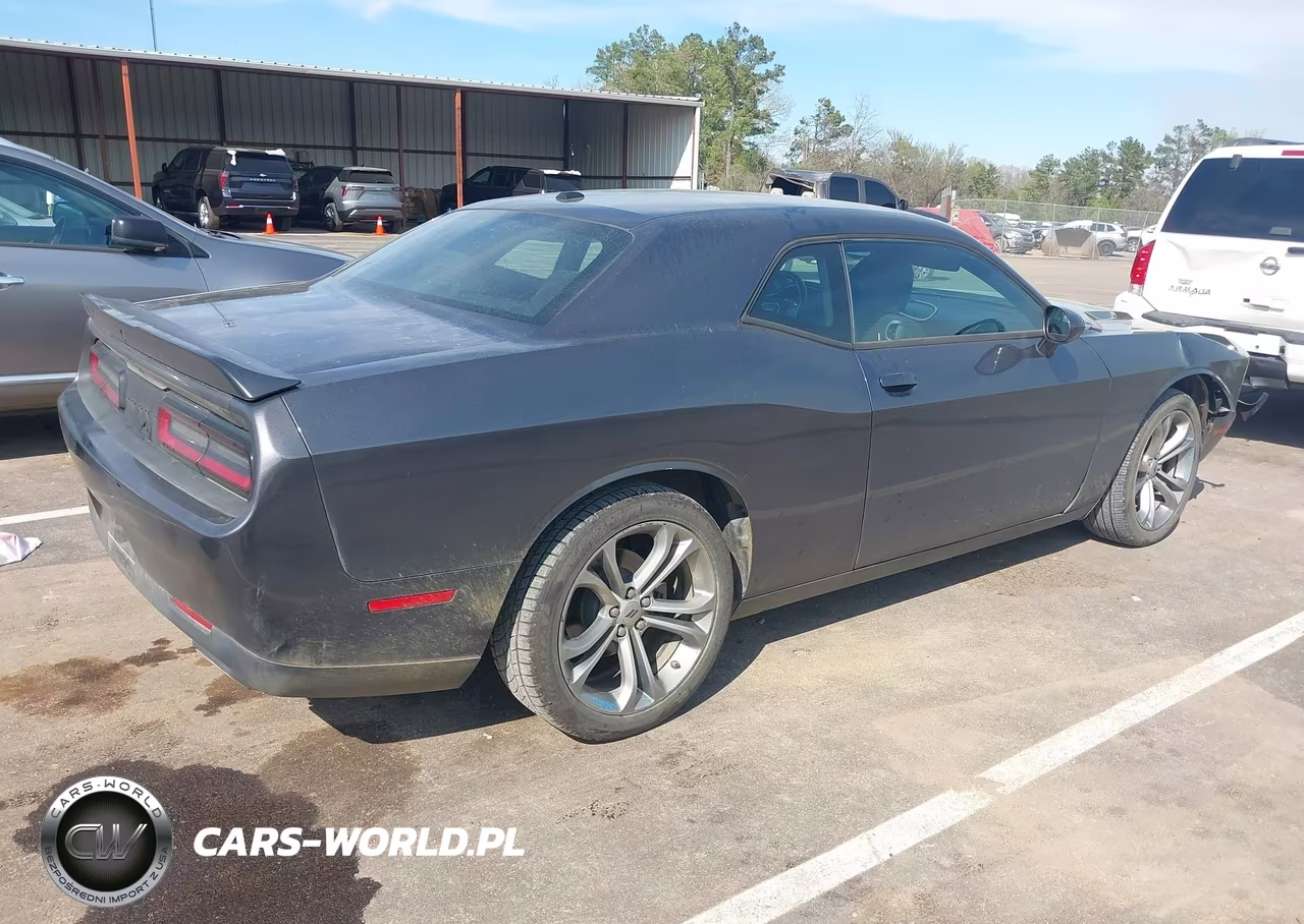 2022 Dodge Challenger Sxt VIN:2C3CDZAG8NH122372 - 4