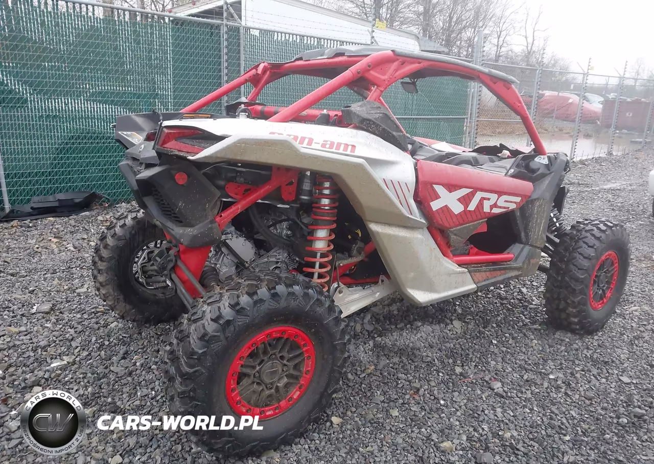 2025 Can-Am Maverick X3 X Rs Turbo Rr VIN:3JBVXAV26SE000678 - 4