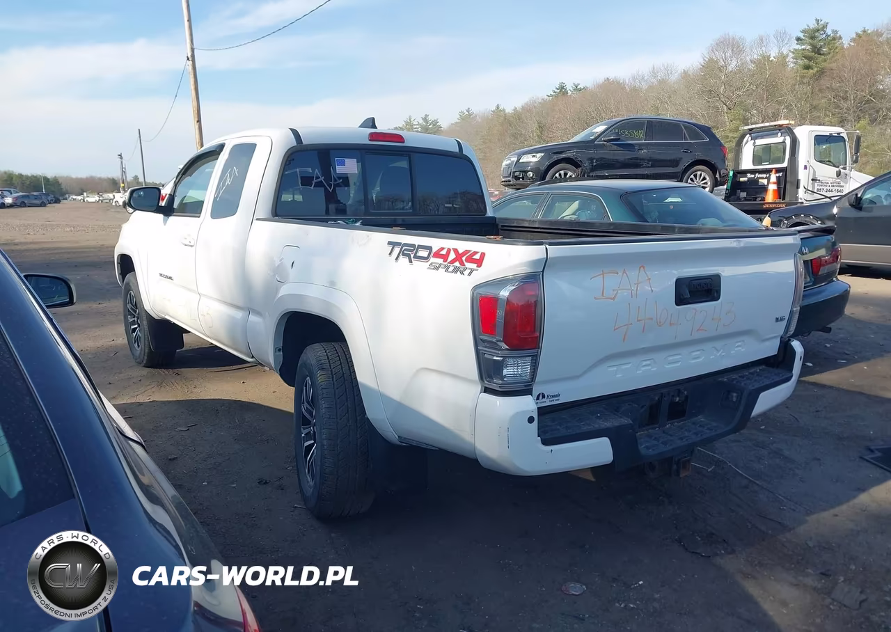 2020 Toyota Tacoma Trd Sport VIN:5TFSZ5AN4LX216063 - 3
