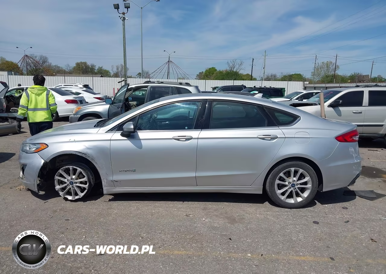 2019 Ford Fusion Hybrid Se VIN:3FA6P0LU2KR120203 - 14