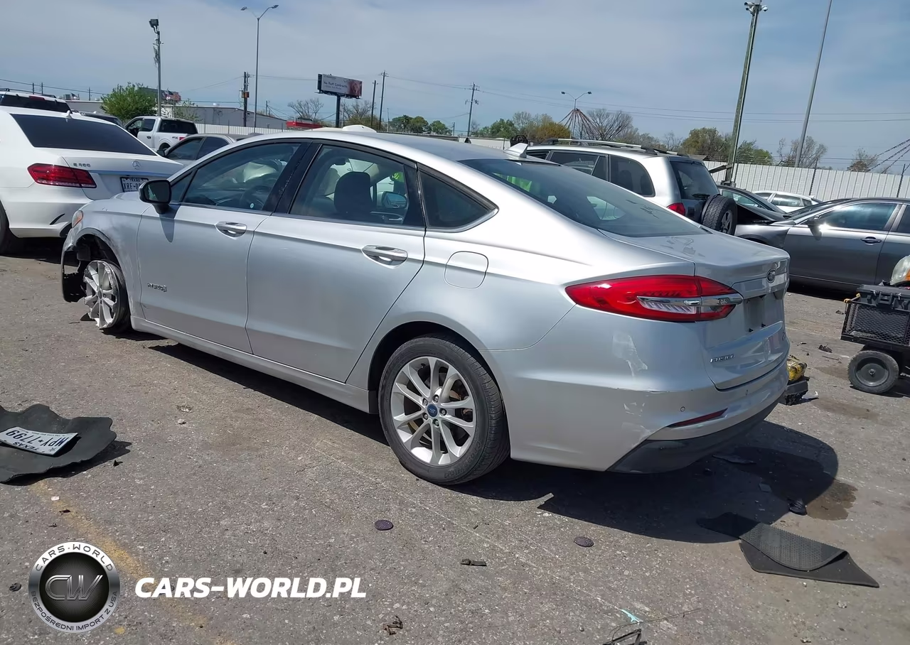 2019 Ford Fusion Hybrid Se VIN:3FA6P0LU2KR120203 - 3