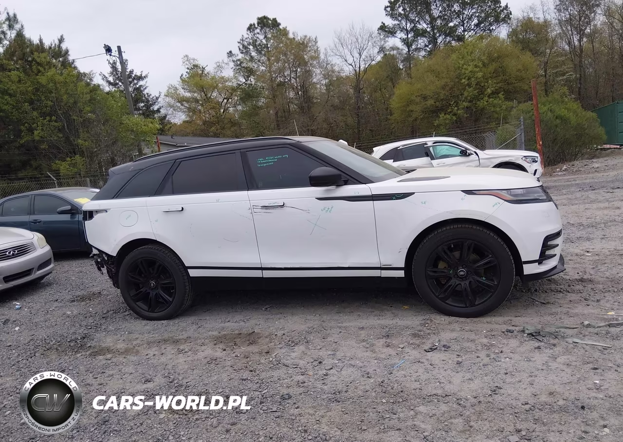 2020 Land Rover Range Rover Velar P250 R-Dynamic S VIN:SALYK2EX9LA286811 - 14