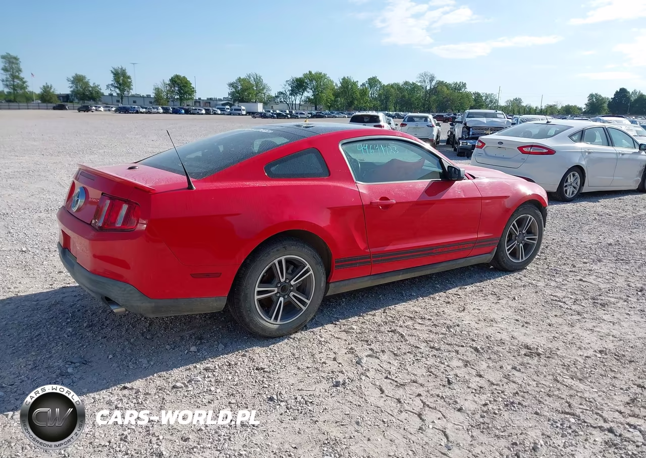 2011 Ford Mustang V6 Premium VIN:1ZVBP8AM7B5168192 - 4