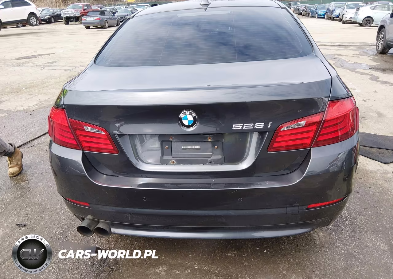 2011 BMW 528I VIN:WBAFR1C57BC737739 - 16