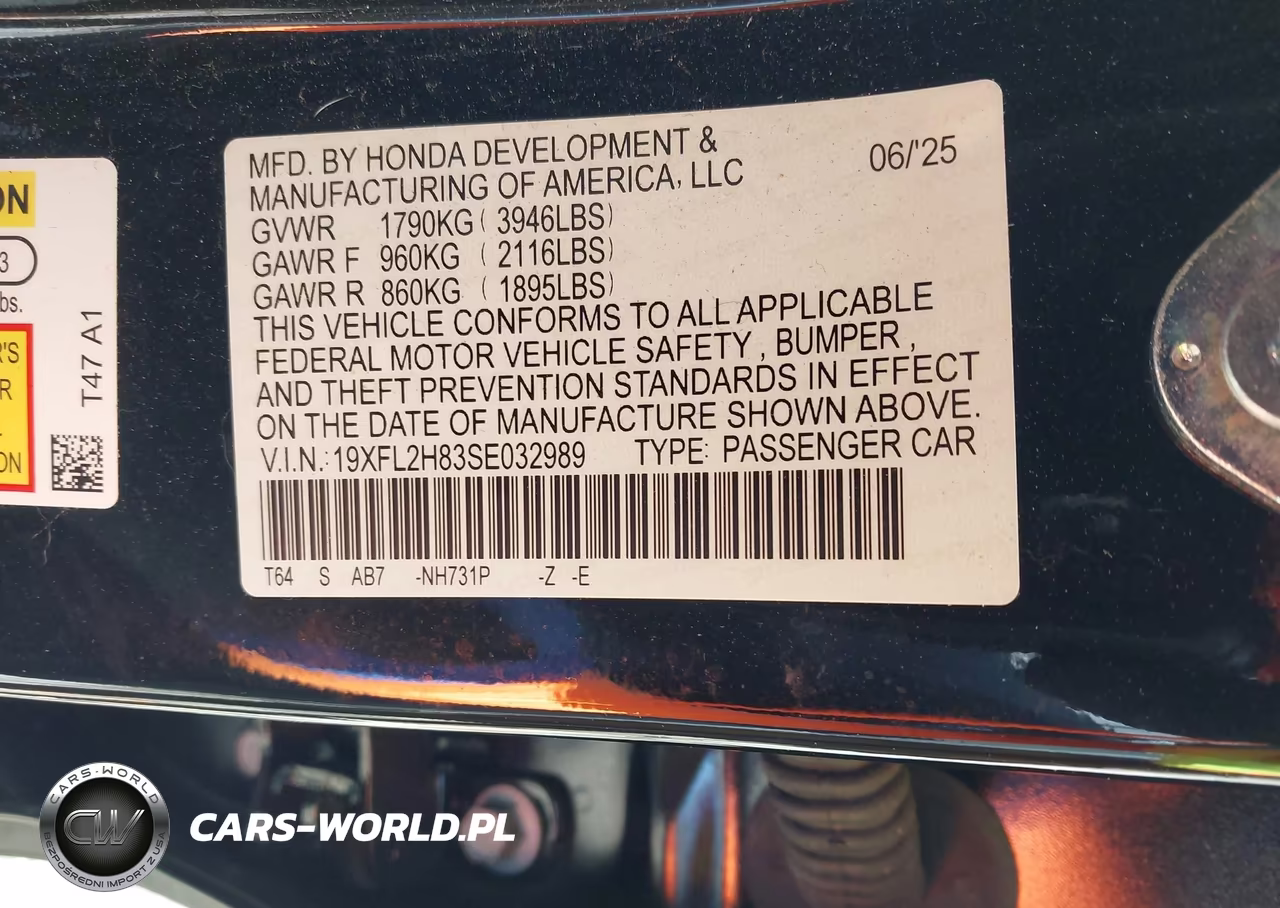 2025 Honda Civic Sedan Sport VIN:19XFL2H83SE032989 - 9