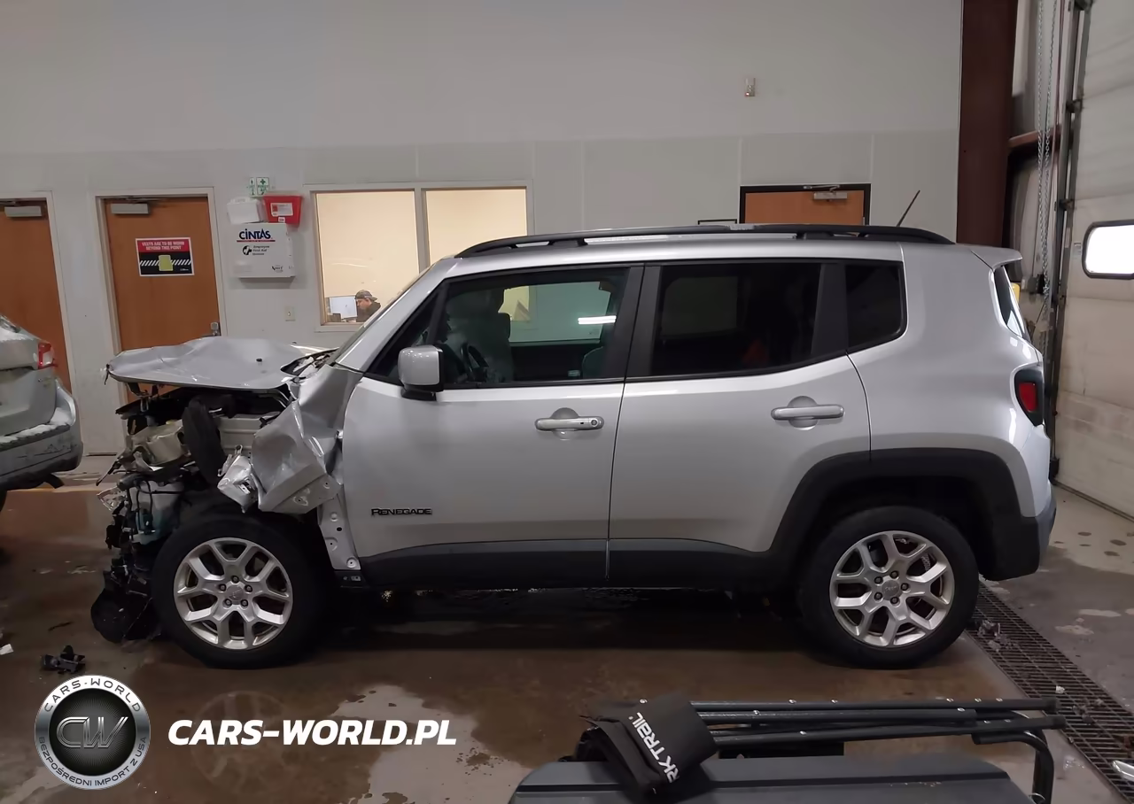 2017 Jeep Renegade Latitude 4X4 VIN:ZACCJBBBXHPG44423 - 14