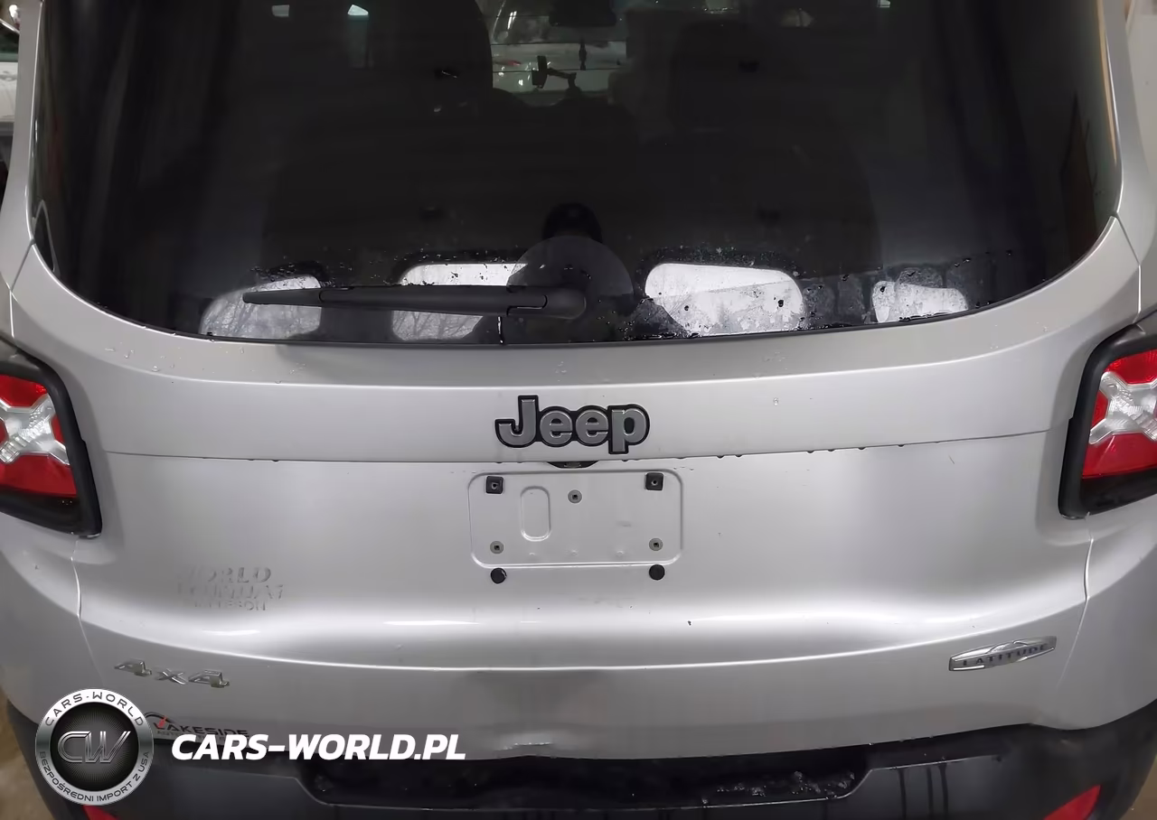 2017 Jeep Renegade Latitude 4X4 VIN:ZACCJBBBXHPG44423 - 16
