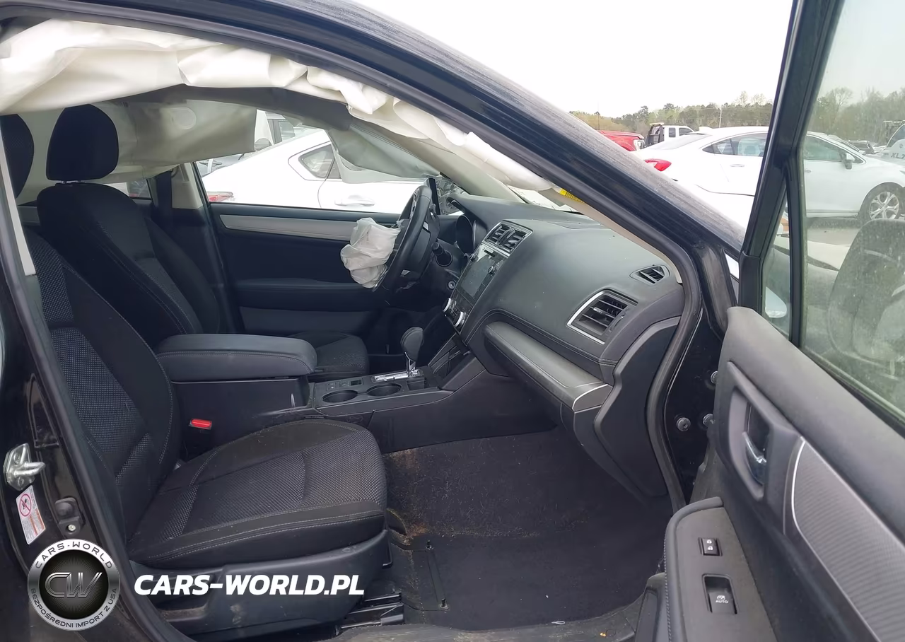 2018 Subaru Outback 2.5I Premium VIN:4S4BSAFC3J3244831 - 5
