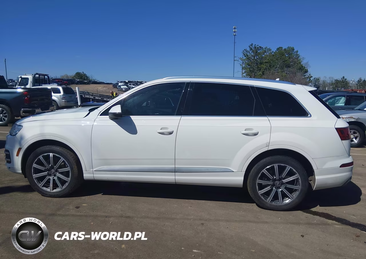 2018 Audi Q7 2.0T Premium VIN:WA1LHAF73JD040528 - 14